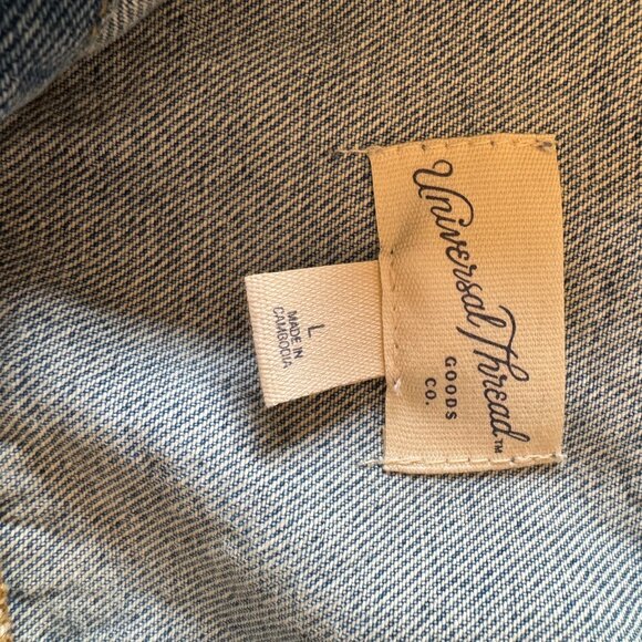Universal Thread Jean Jacket - Picture 2 of 2
